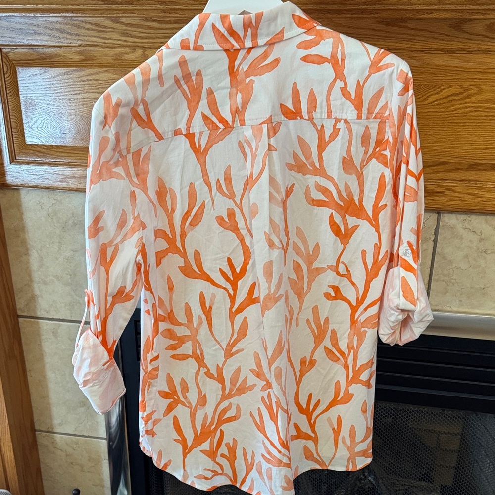 Finley Coral and White Leaf Pattern Shirt - Picture 5 of 5